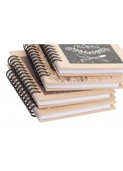 Cahier de recettes avec spirales, 4 modèles disponibles.
